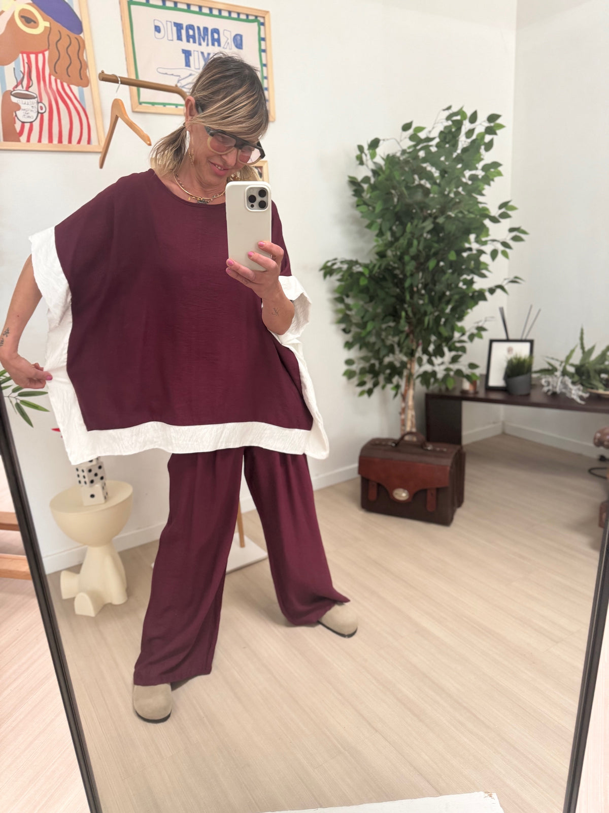 FEMALE 3619/VINO