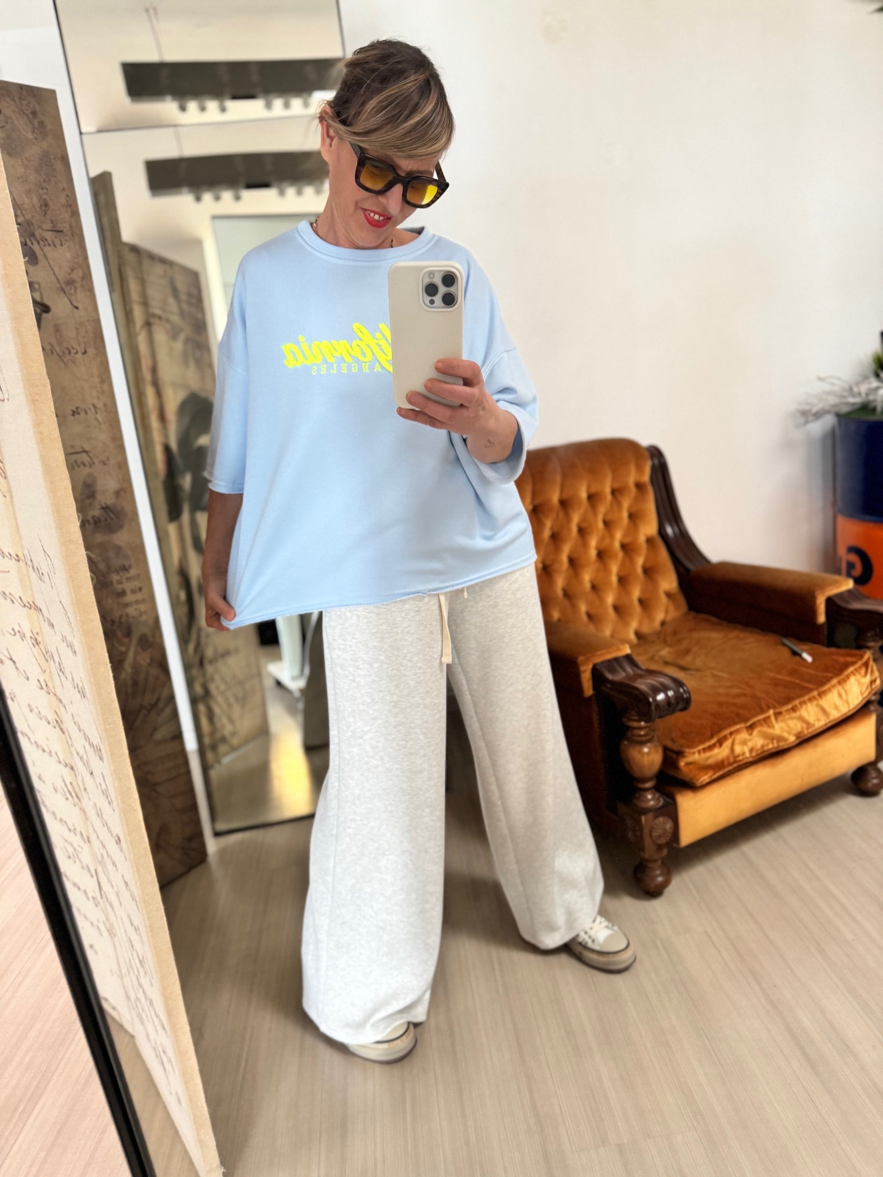 FEMALE H1121/CALIFORNIA GIALLO FLUO