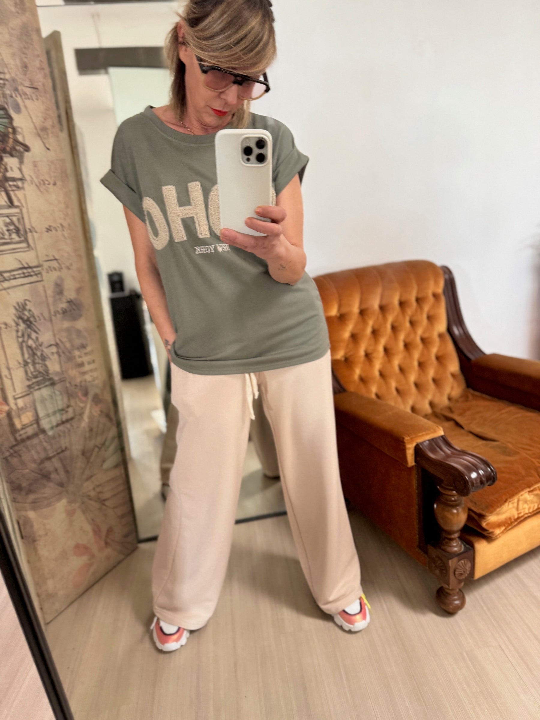 FEMALE H1205/SOHO CREMA
