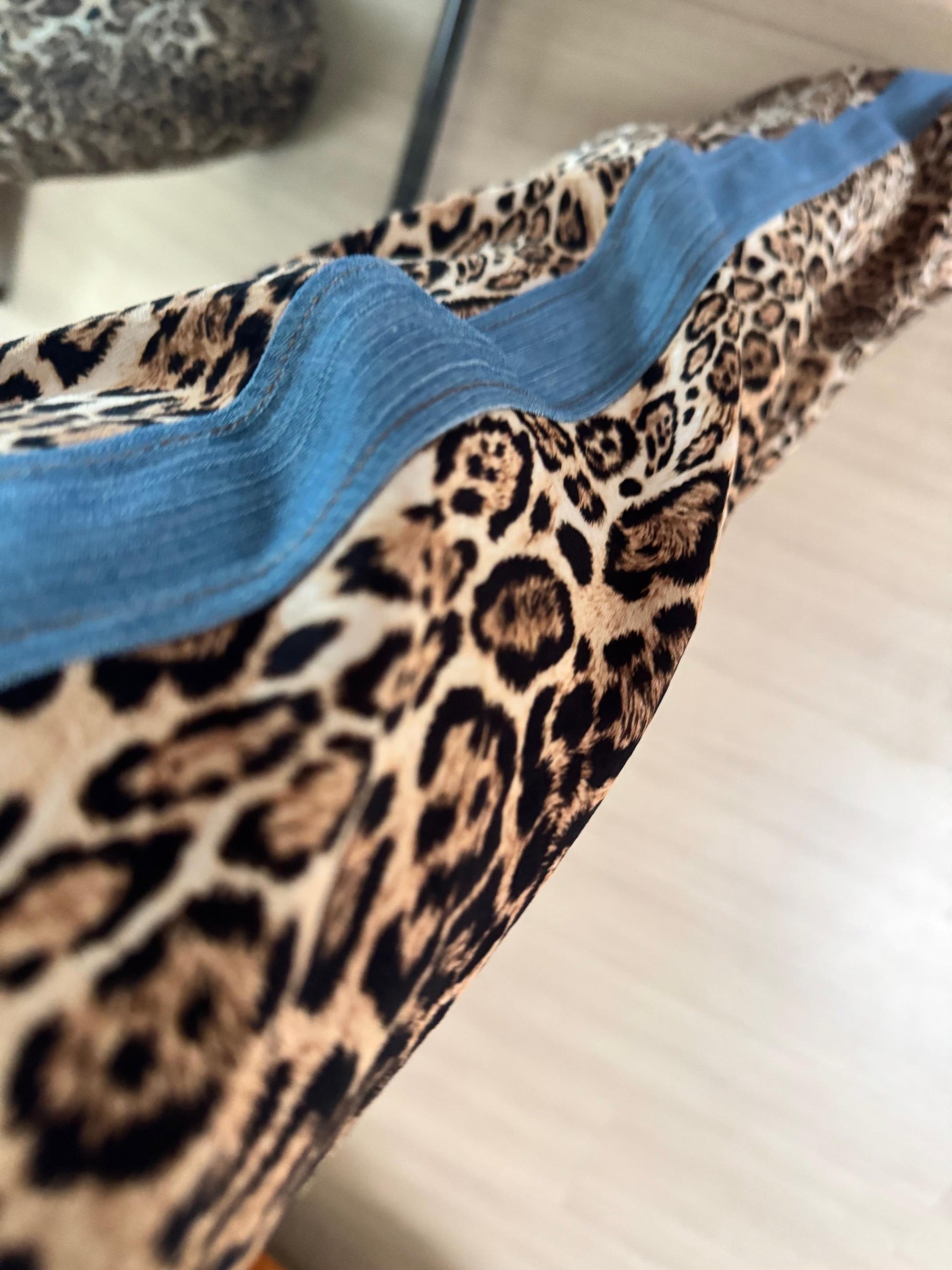 HAVE ONE PVS-N383/LEOPARDATO